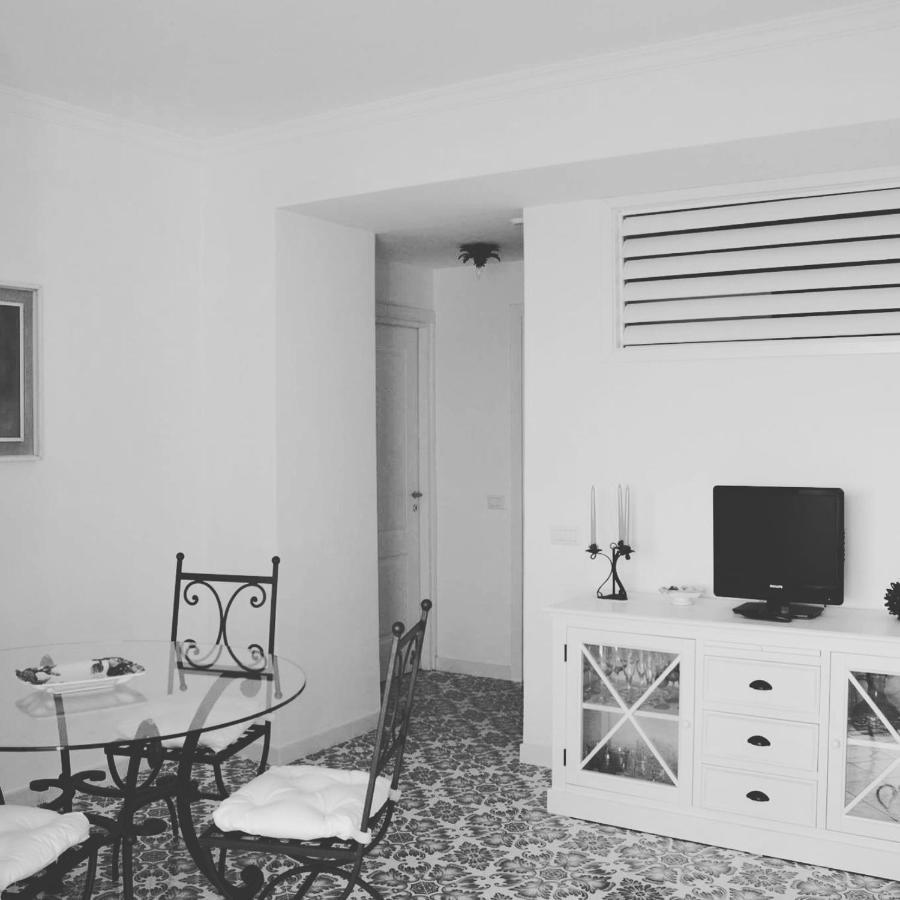 Il Porto Capri Casa Vacanza Екстер'єр фото